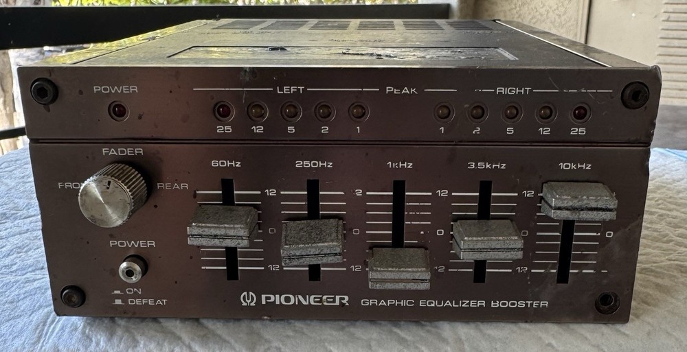 Pioneer AD-50 Equalizer Booster