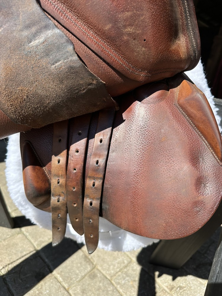 Devacoux Biarritz 2012 - 16.5" English Saddle - Brown