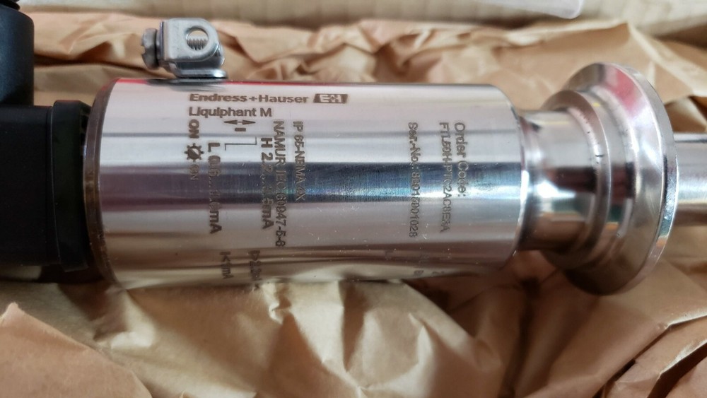 ENDRESS HAUSER FTL50H-PTC2AC8E3A LIQUIPHANT M LEVEL LIMIT SWITCH
