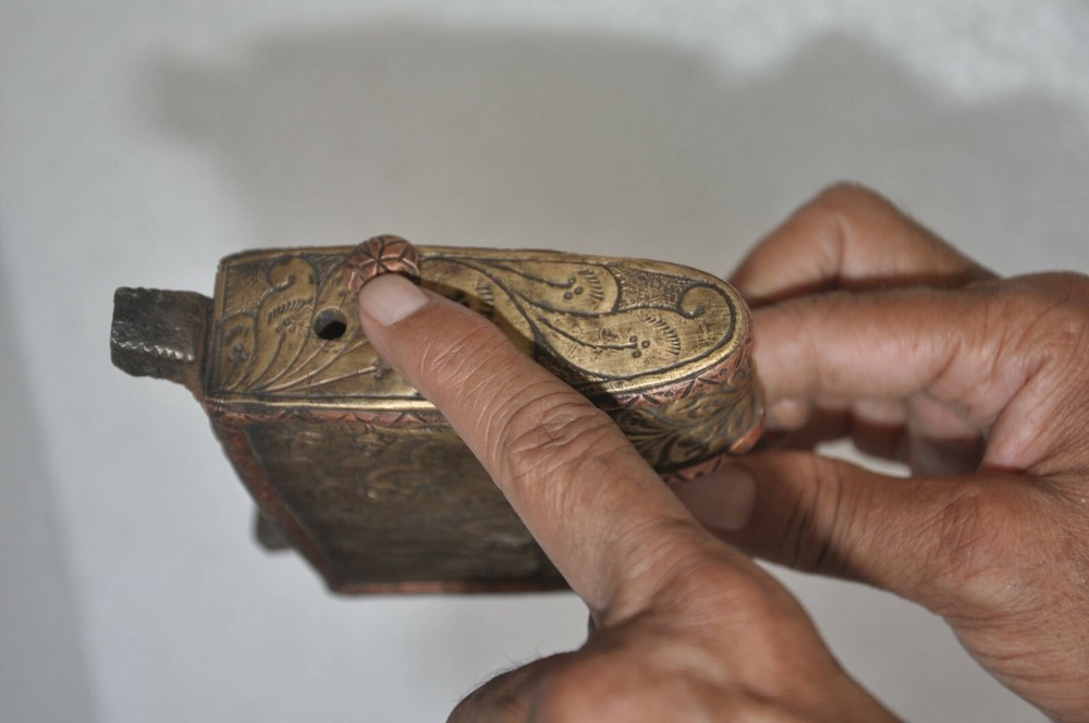 Vintage Iron Handcrafted Unique Solid Fine Brass Fitted Strip Padlock