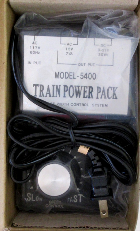 REA MODEL-5400 Train Power Pack