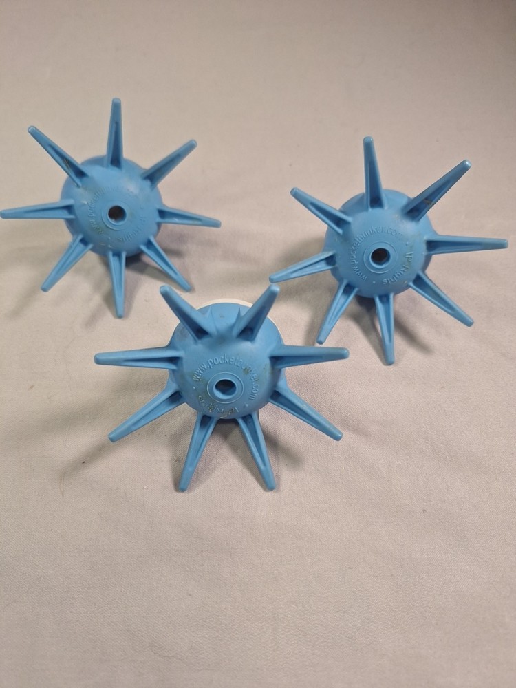 3 pack -Pocket Bunker Shots off Grass with This Training Aid