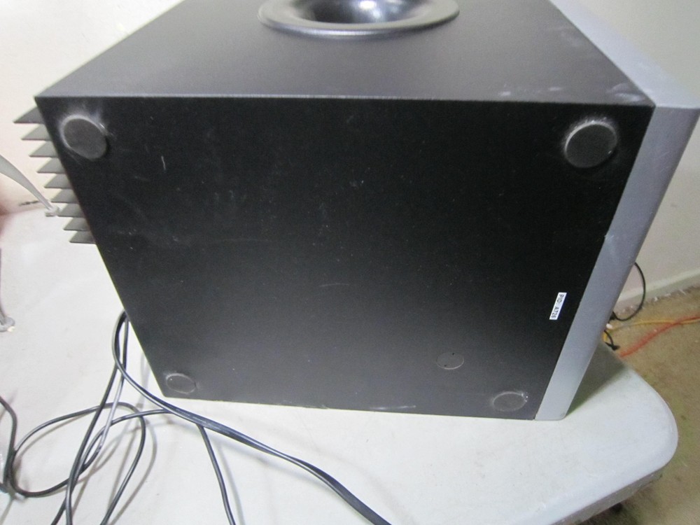 Logitech Z-2300 2.1 THX PC Speaker System Missing Wired Control Pod Remote