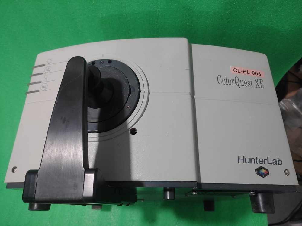 HunterLab ColorQuest XE Spectrophotometer .