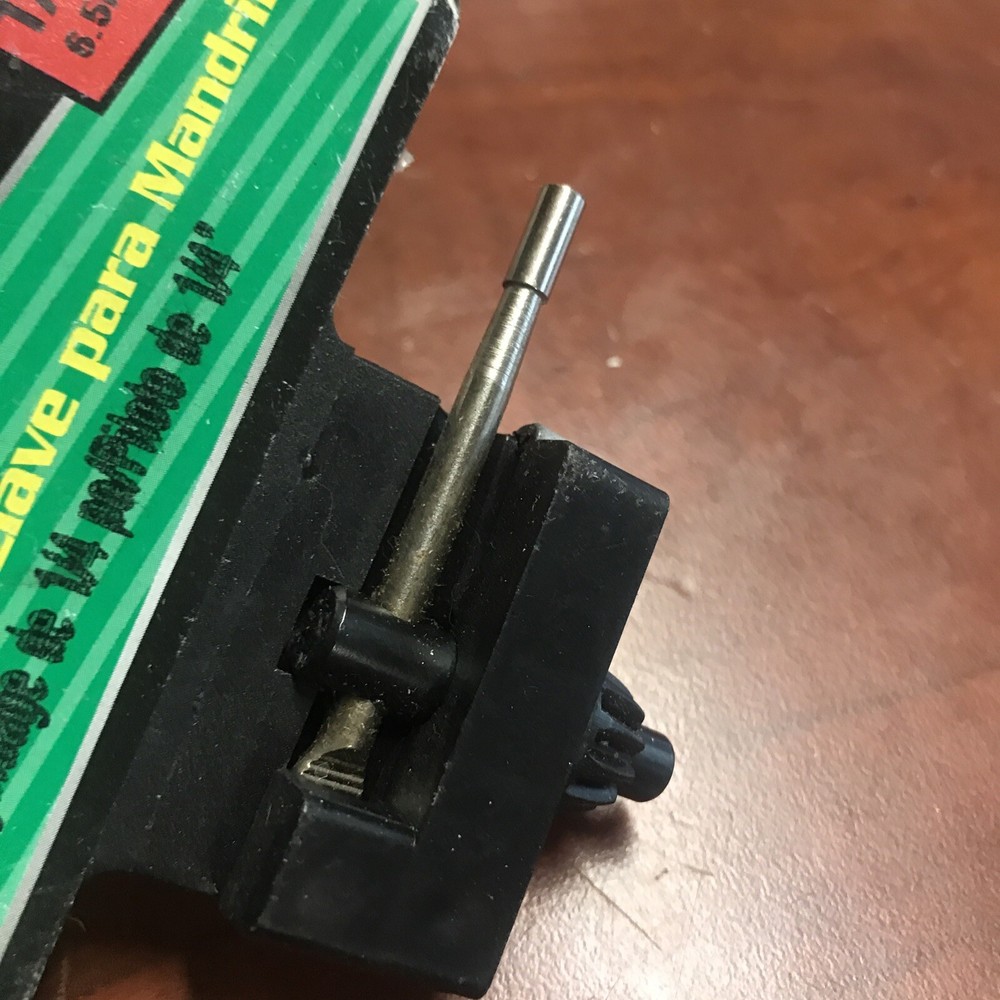 New Genuine Tools - Jacobs 1/4”-3/8” Chuck Key 30249