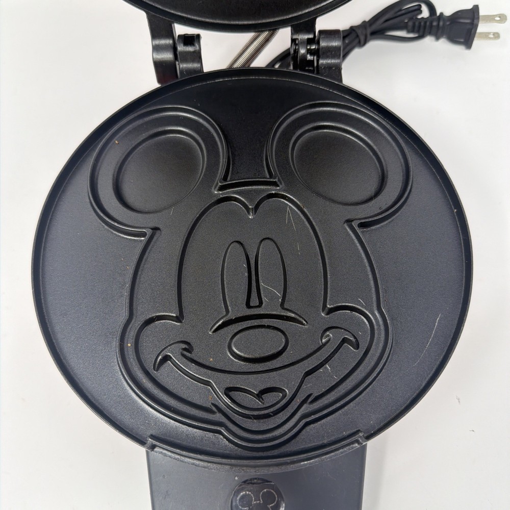 6” Mickey Mouse Pancake/waffle Maker Disney