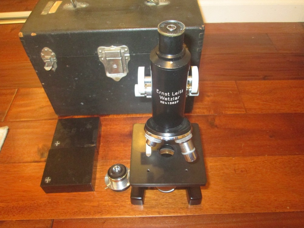 ERNST LEITZ WETZLAR MONOCULAR MICROSCOPE GREAT COND. MADE IN GERMANY