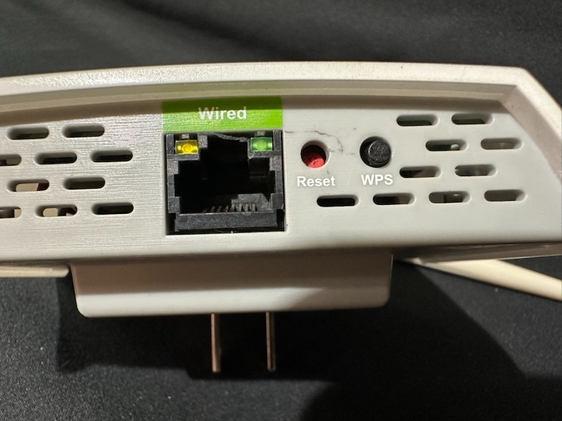 Amped Wireless REC10 Compact Wi-Fi Range Extender Wired Ethernet Jack