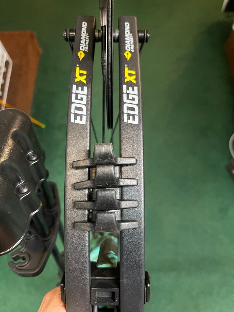 Diamond Archery Split Limb Dampeners (2 Pack) Black