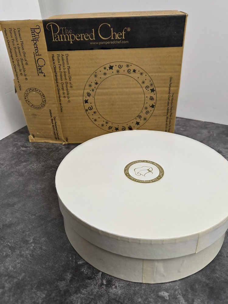 Pampered Chef Desert Plates. 4