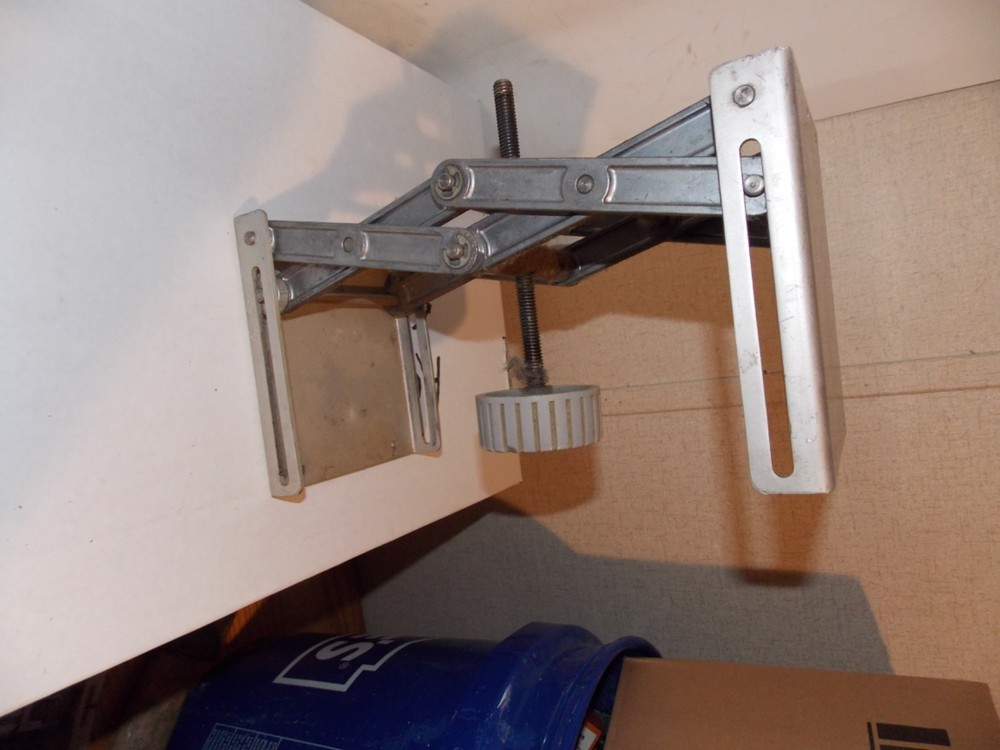 Cenco Lerner Lab Jack