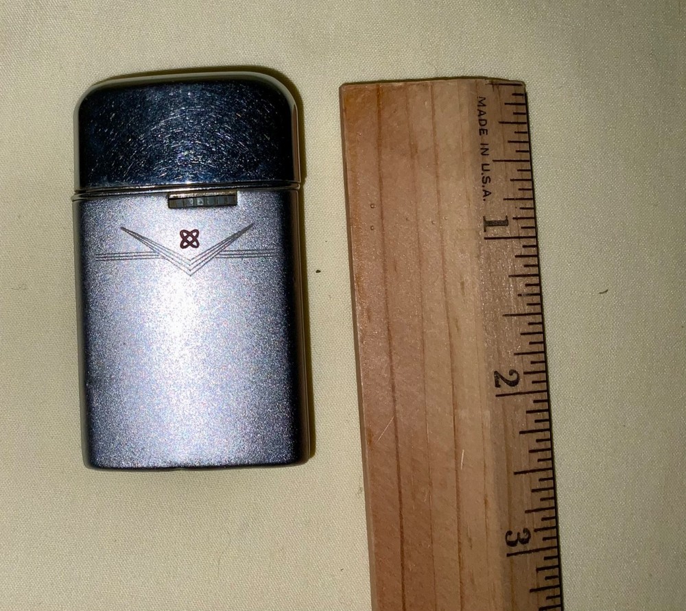 Vintage Ronson Varaflame Windlite Butane Lighter - Untested