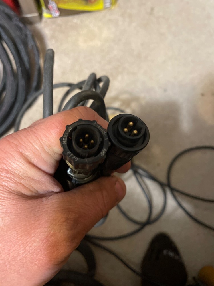 SkyTrak gps velocity sensor for ford/white