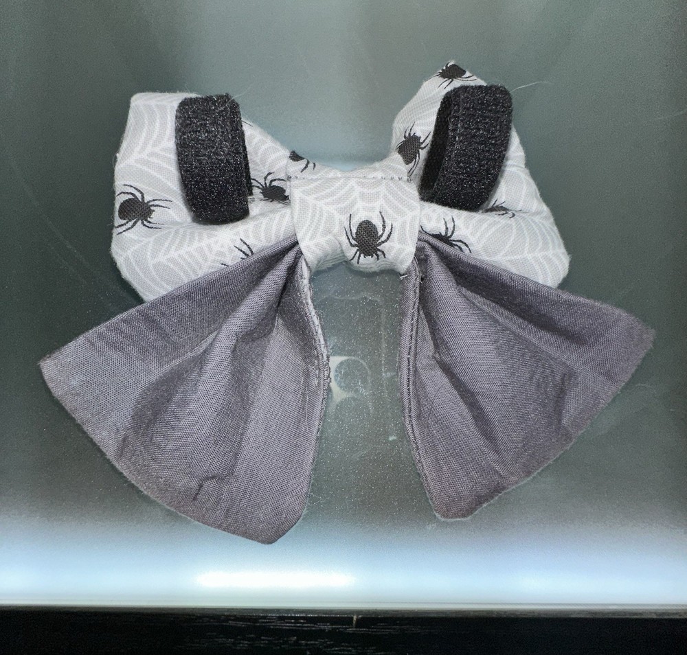 Handmade Over the collar Pet Bow Bundle #4 (Halloween Pattern) New