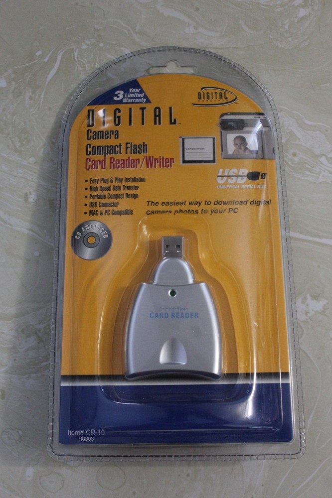 Digital Concepts CR-10 Digital Camera Compact Flash Memory Card Reader / Writer