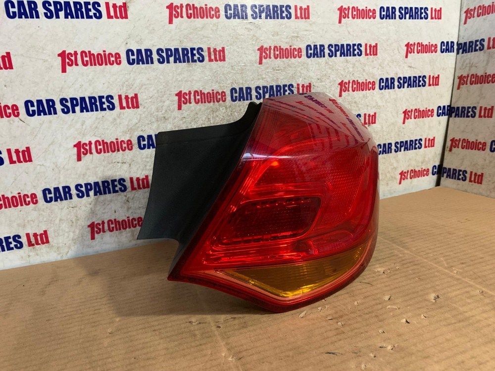 VAUXHALL ASTRA HATCHBACK 5DR MK6 2011 DRIVER SIDE OUTER REAR TAIL LIGHT LAMP