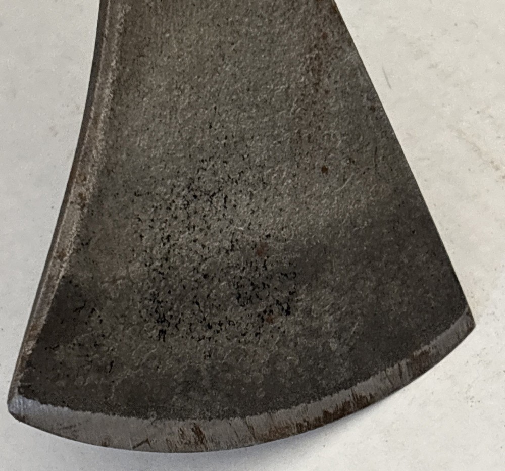 Tomahawk Keyhole Type W Custom Leather Sheath 22”