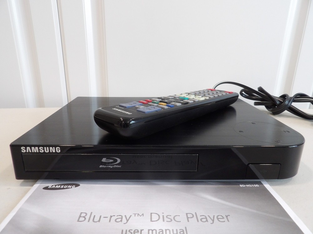 Samsung Blu-ray Disk Player with Remote and User Manual~Model BD-H5100