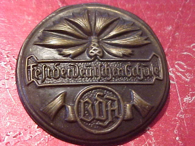 W.W.2 GERMAN TINNIE PIN