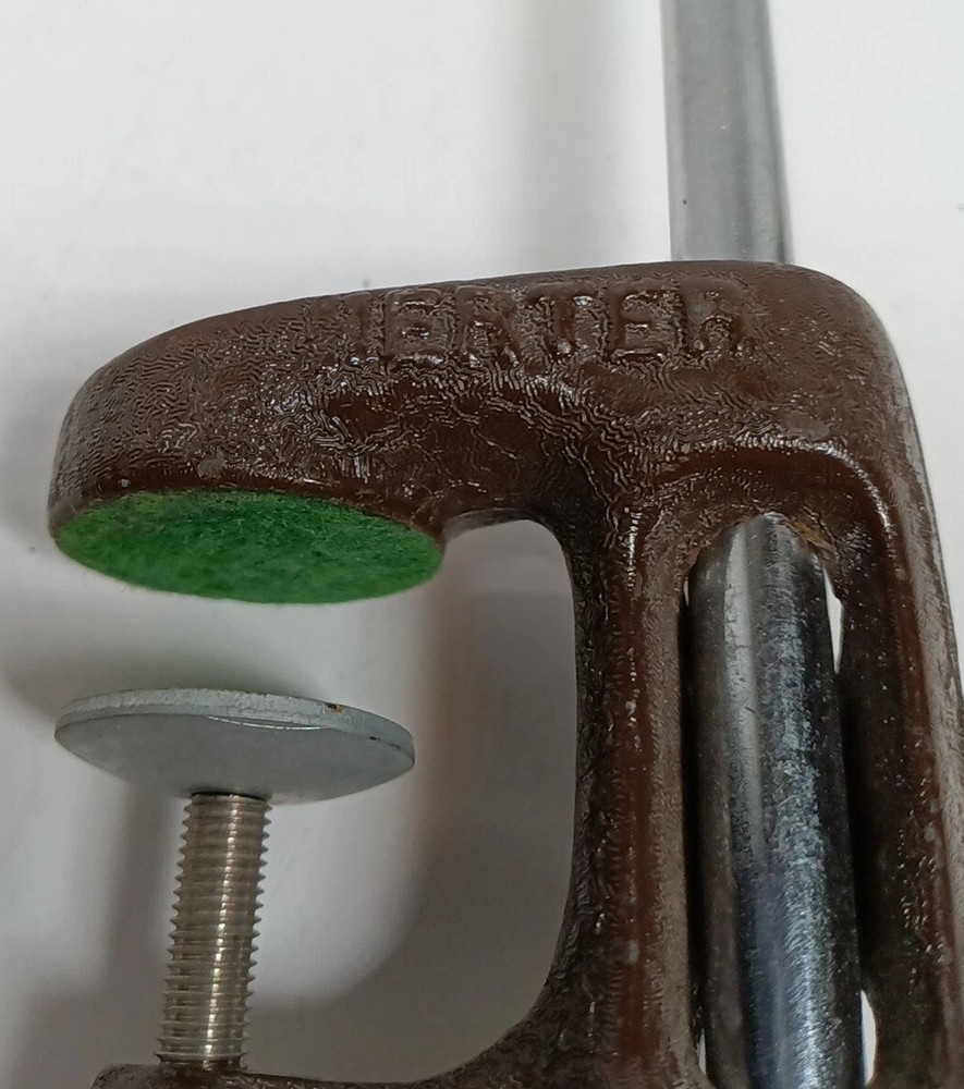 Herter's Fly Tying Vise No. 9