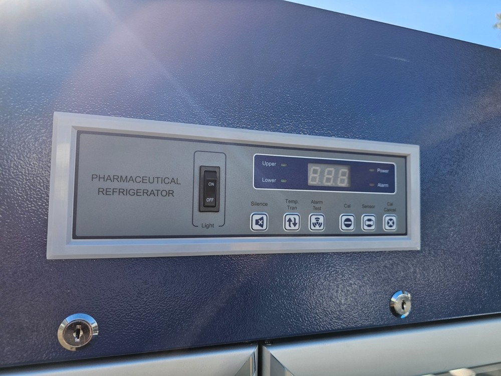 Global Industries pharmaceutical refrigerator model 2453704