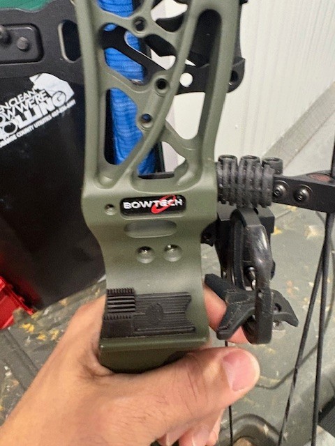 Bowtech Solution Package ! Right Hand!!