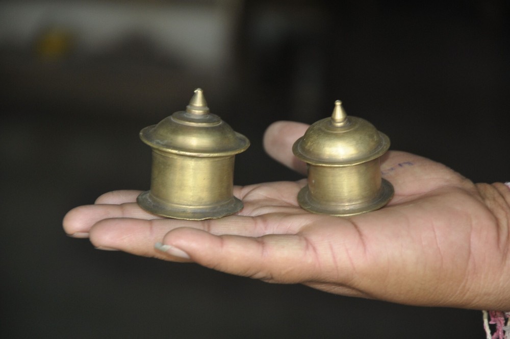 5 Pc Vintage Brass Handcrafted Fine Quality Different Pill/Powder Boxes