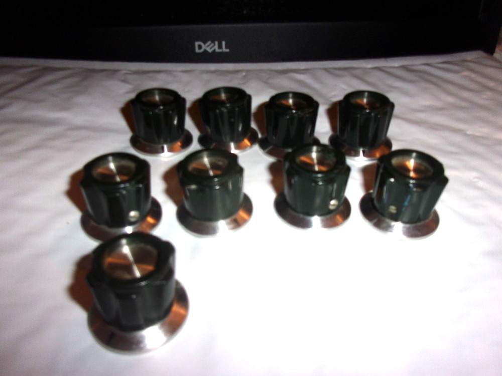 Heathkit  green knobs