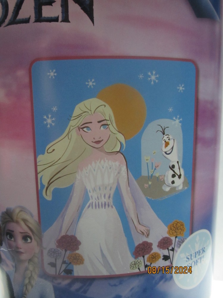 Disney's Frozen "My Journey" Throw