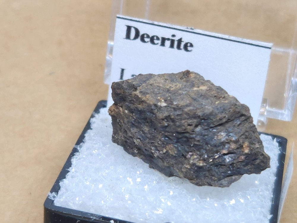 Beautiful Deerite thumbnail specimen