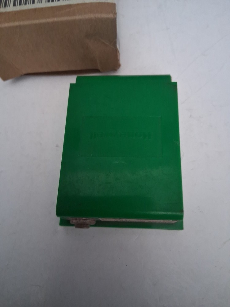 Honeywell R7247A1021 Plug-in Amplifier