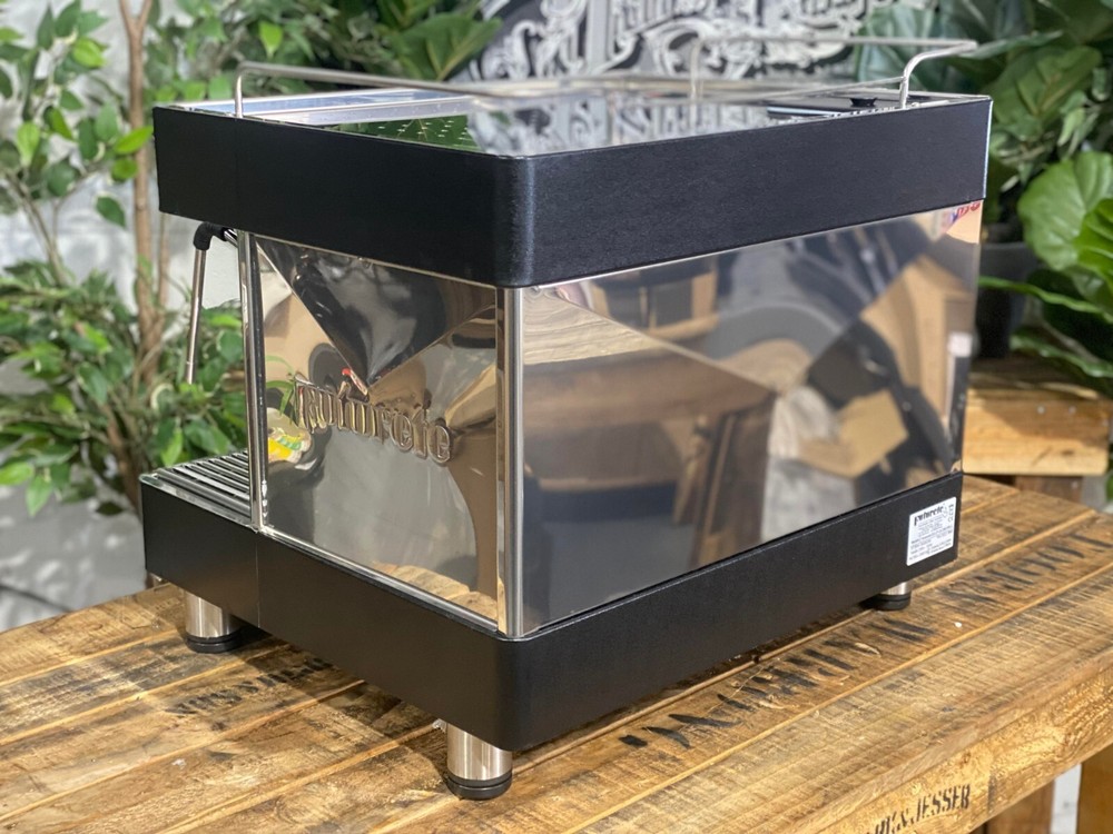 FUTURETE HORIZONT COMPACT 2 GROUP BRAND NEW BLACK ESPRESSO COFFEE MACHINE