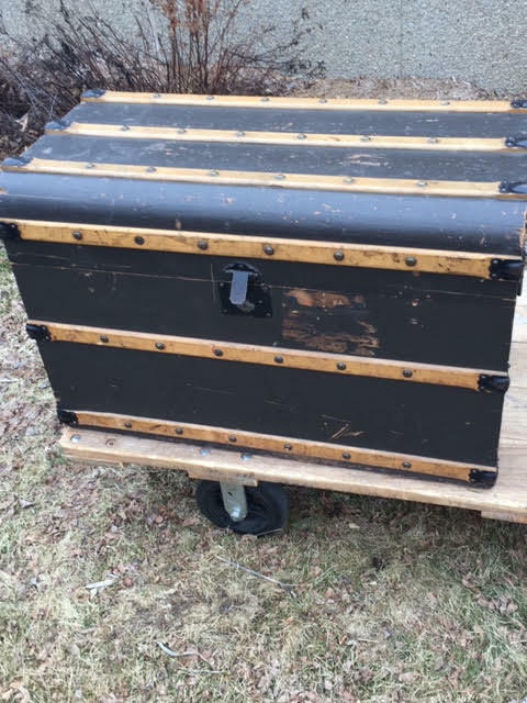 Antique Flat Steamer Trunk Coffee Table End Table
