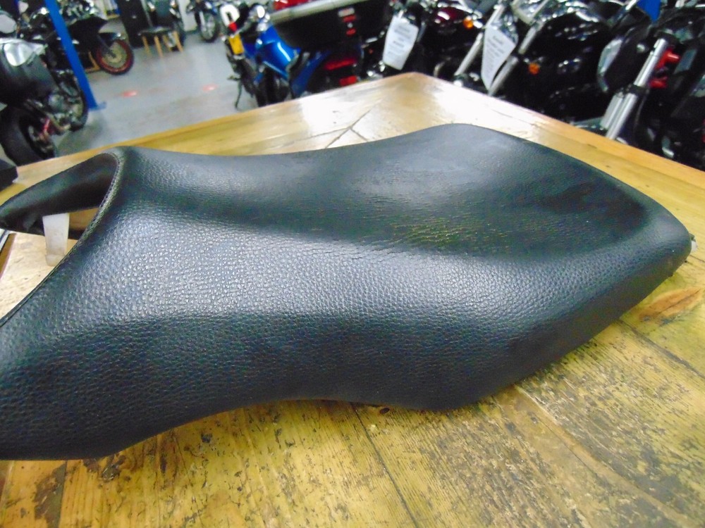 HONDA CBF125 08-14 FRONT SEAT