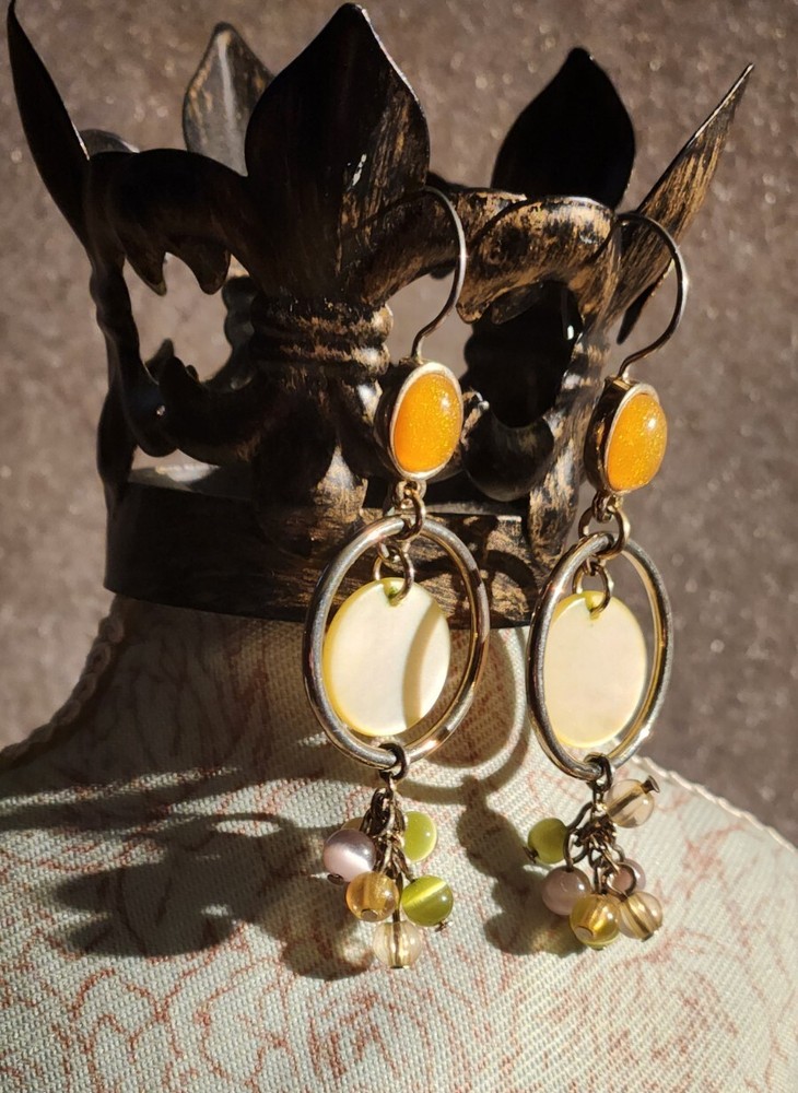 Beautiful Vintage Sparkling Yellow Beaded Dangle Earrings 2"