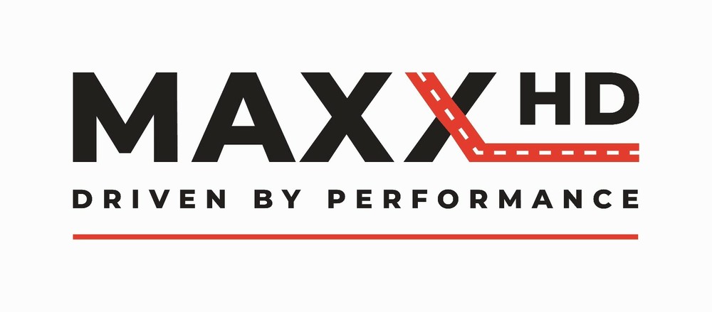 EMERGENCY REFLECTIVE DOT APPROVED WARNING TRIANGLE KIT 3 PACK IN RED BOX 2 KITS