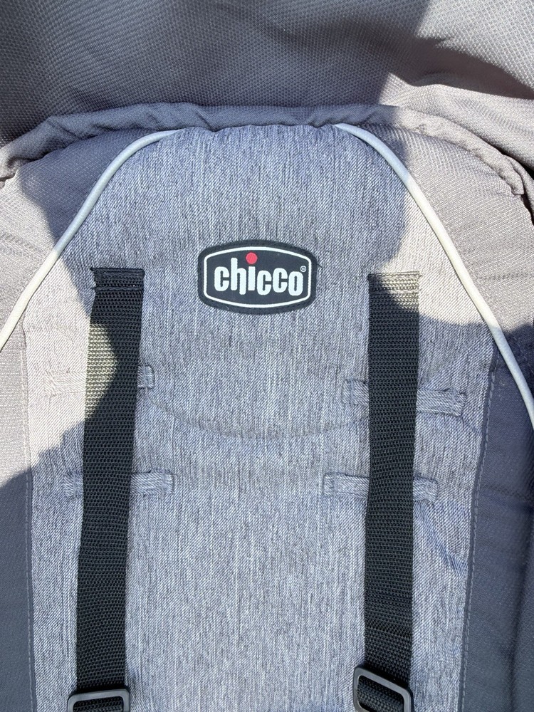 Chicco Bravo Quick-Fold Stroller Gently Used Easy One-Hand Fold Compact