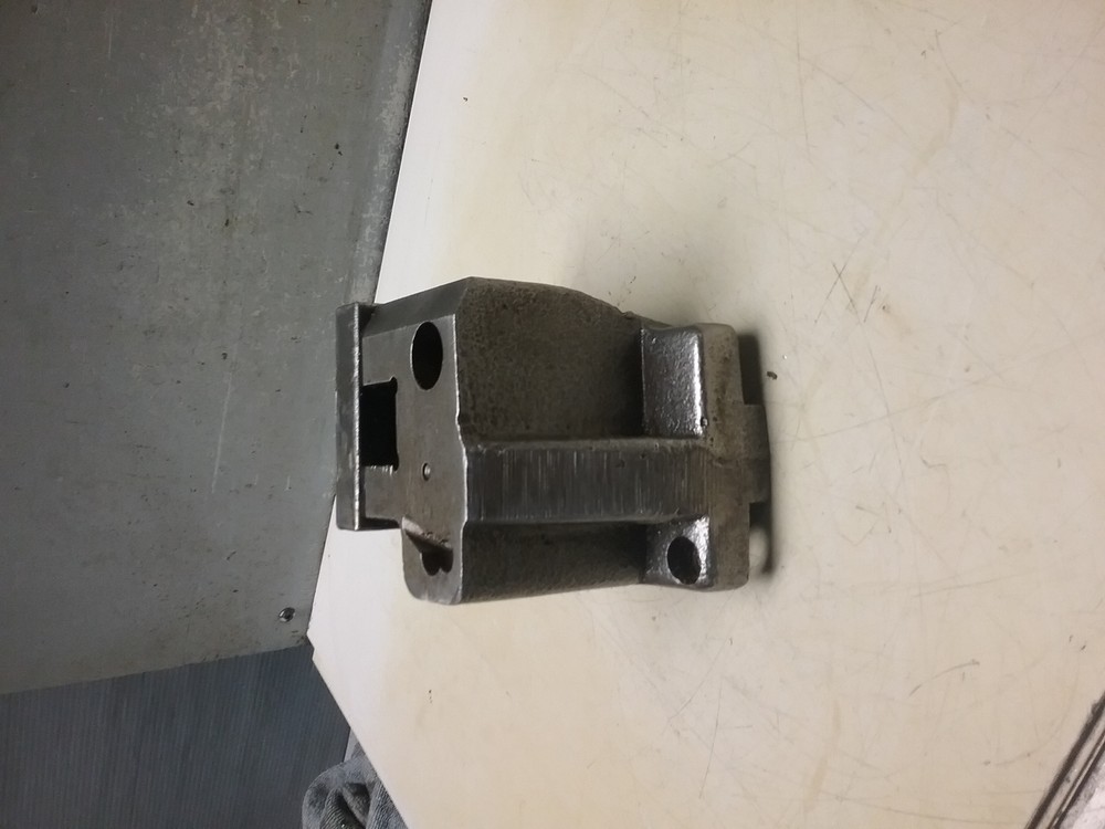Cincinnati AVENGER 250T CNC TURNING CENTER_TOOL HOLDER #2
