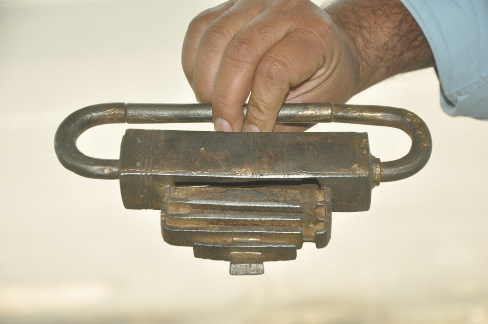 Vintage Unique Shape Iron Handcrafted Solid Heavy Strip System Padlock