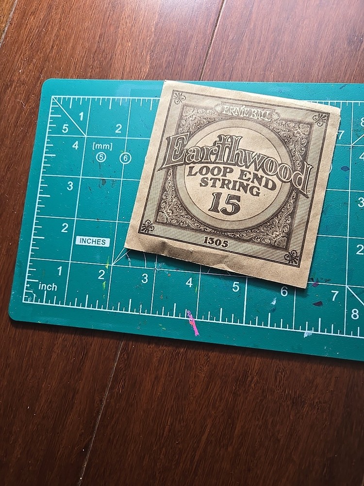 Ernie Ball Earthwood Loop EndString 15 1305