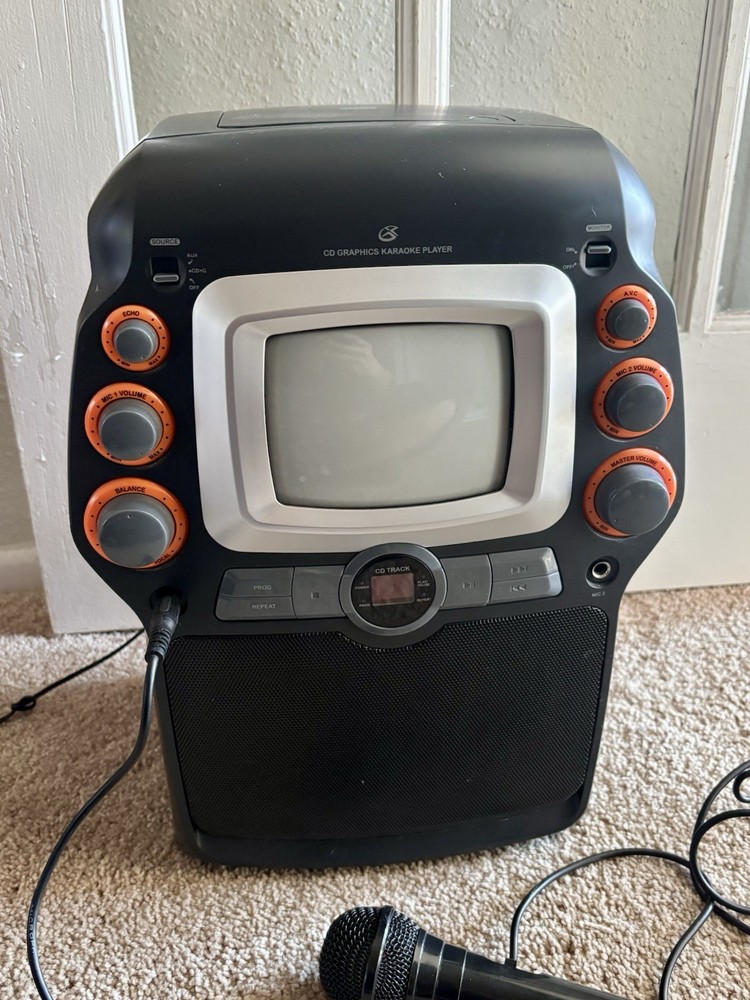 GPX Karaoke Party Machine JM332B plus CD+Gs