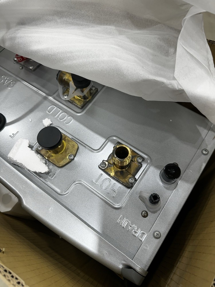 Rinnai RE160IP High Efficiency Propane Indoor Tankless Water Heater 160k BTU