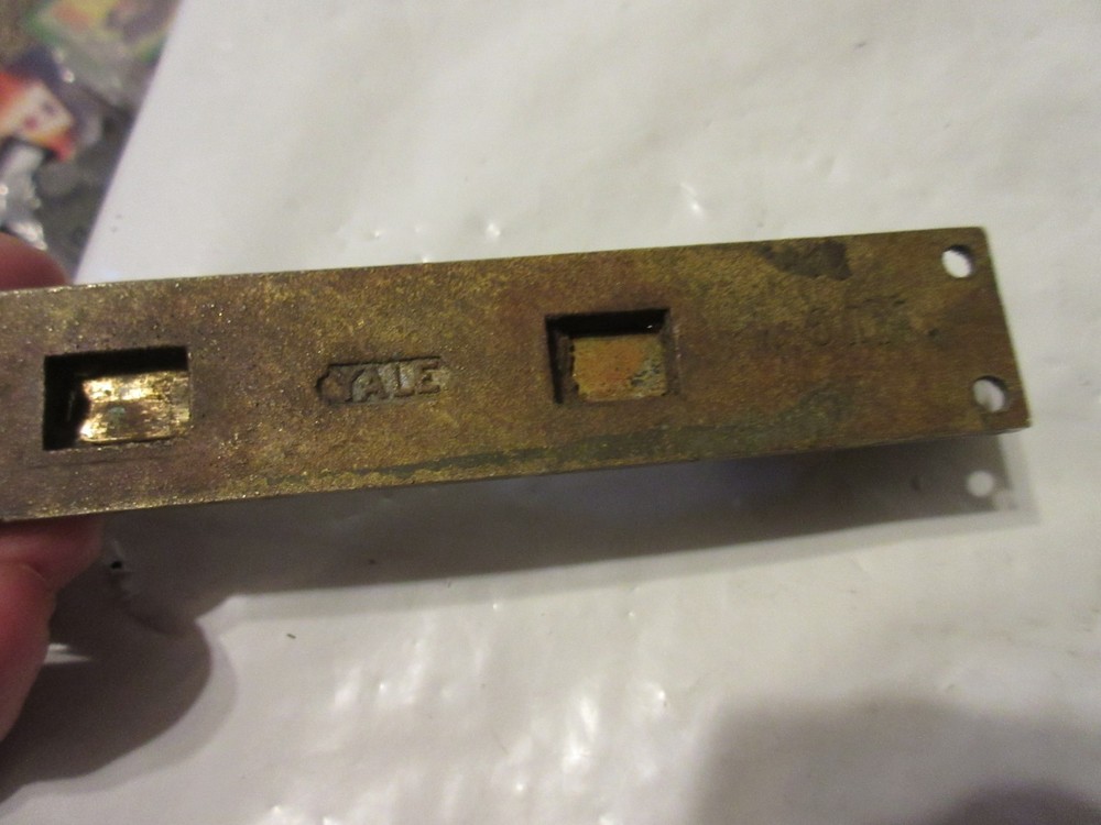 VINTAGE YALE 29250 6" SURFACE BOLT