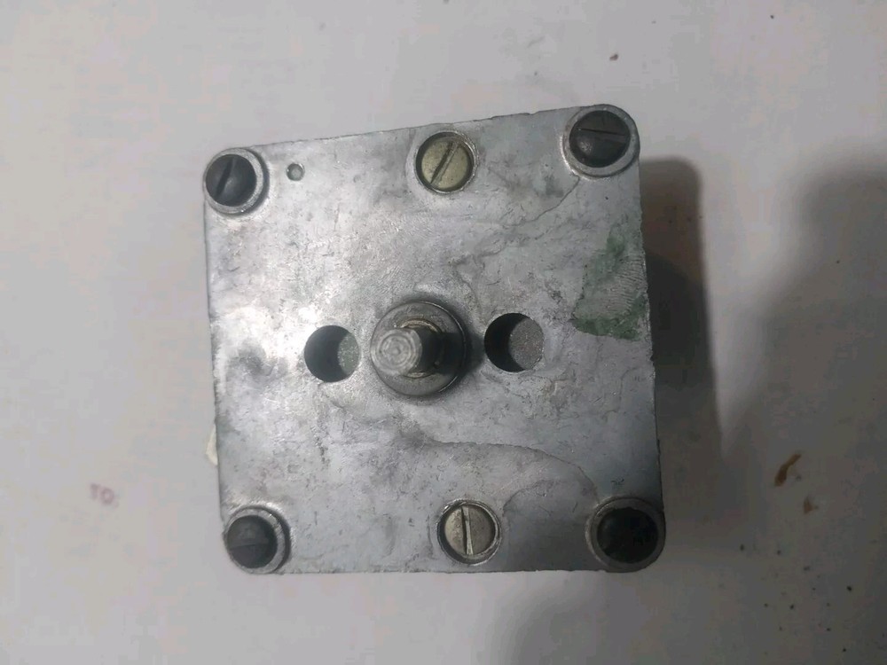 NOS For signal corps Transmitter Unit. Ceramic Rotary Switch.