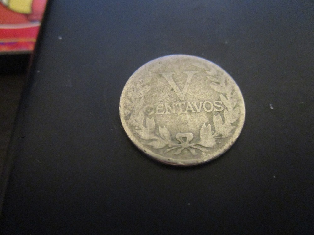 1946 COLOMBIA V Centavos