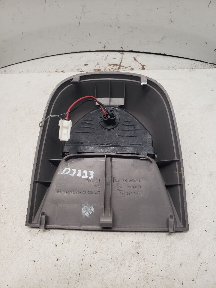 2006 ALTIMA Third Brake Light Tested OEM