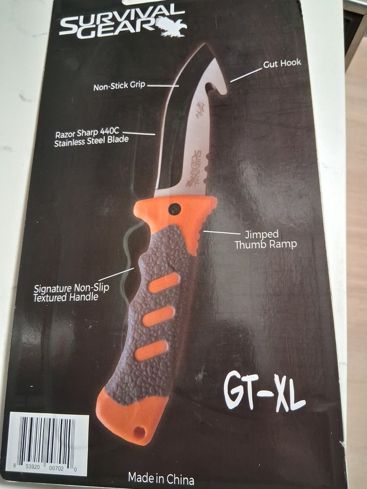 Guthook Hunting Knife fixed blade with case NEW