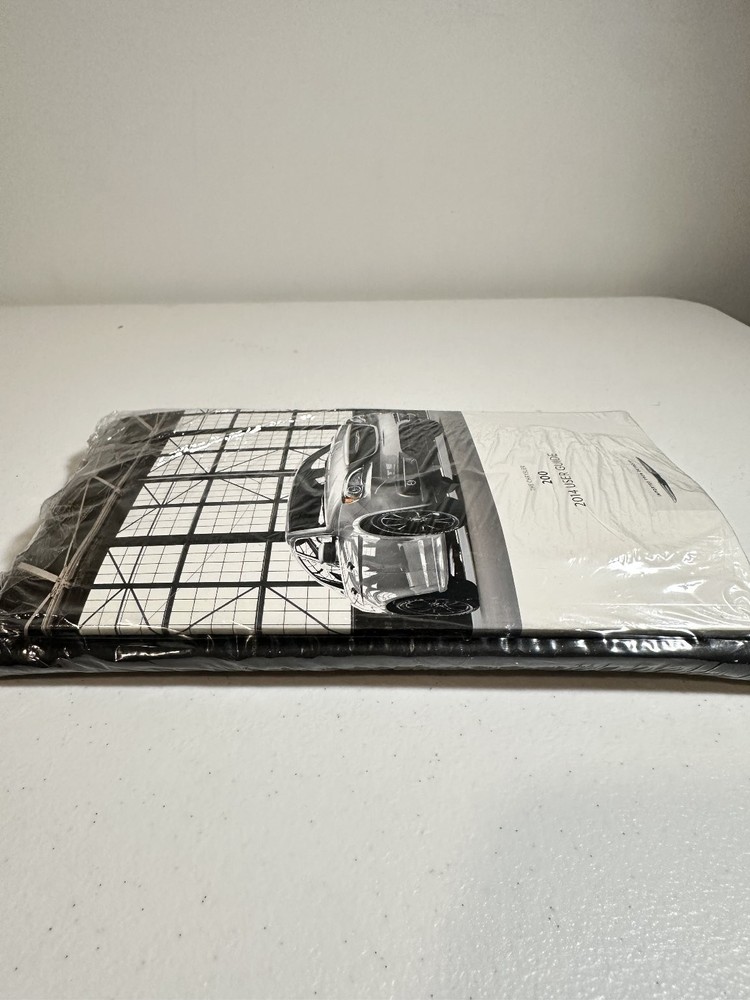 The Chrysler 200 2014 Owners Manual