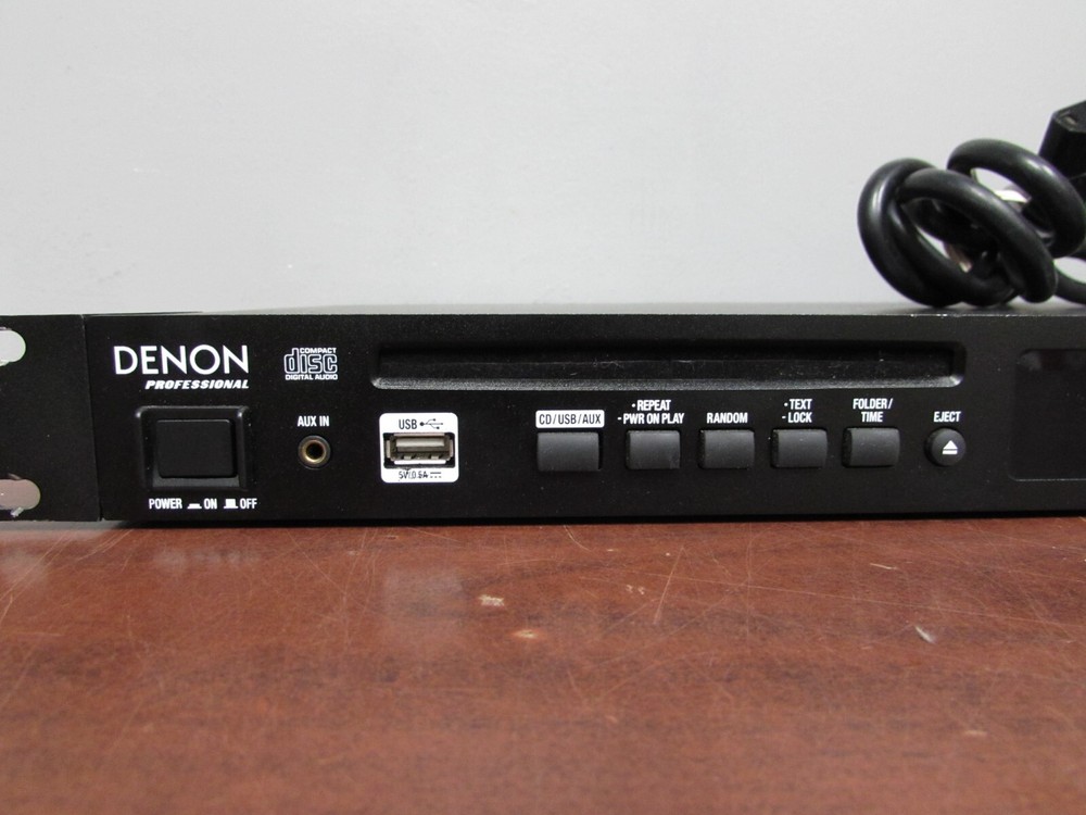 DENON PROFESSIONAL DN-300C CD PLAYER (13F)