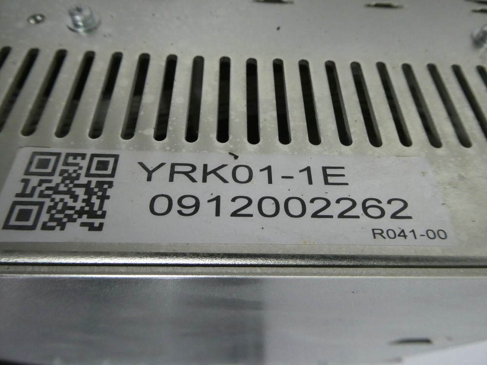 Yaskawa YRK01-E JANCD-YIF01-1E YCP01-E Servo Rack Unit